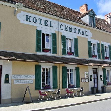Hotel Le Central Boussac  Εξωτερικό φωτογραφία