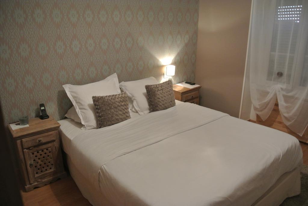 Hotel Le Central Boussac  Δωμάτιο φωτογραφία